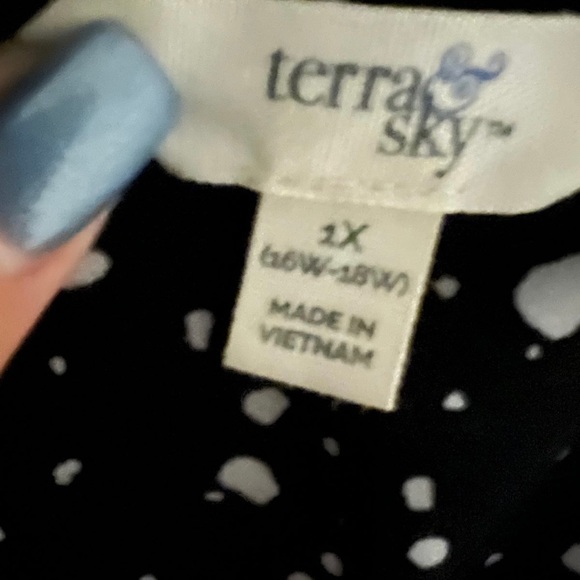 Two terra & sky blouses size 1x - Picture 16 of 16